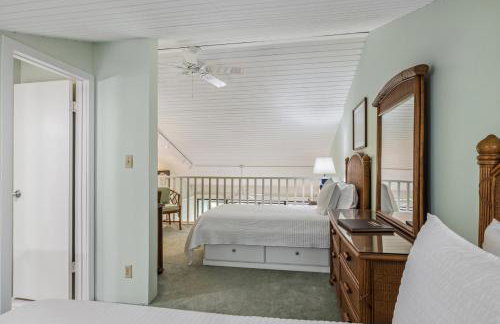 Spectacular golf course front steps from the beach - Foto 16