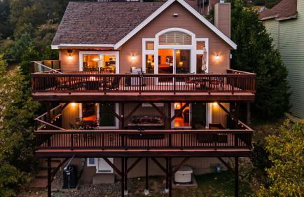 Hot Tub Fire Pit Game Room Amazing Deck Views Sky Canyon Lodge by AvantStay - Foto 2