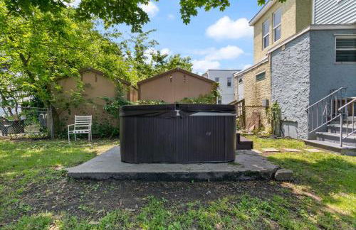 4BR 2BA Hot Tub Home By The Bay - Foto 48