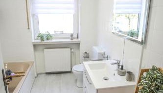 Zentral - Gemütlich - Küche - Balkon - Garage - Foto 3