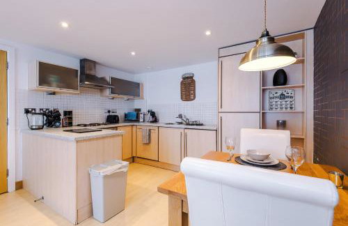 Central Leeds 2BR 2BA, Wi-Fi, Kitchen, Sleeps 5 - Foto 33