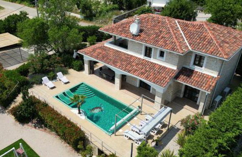 Villa Cecilia - 4 bedrooms, 4 bathrooms, inside heated pool, gym - Photo 1