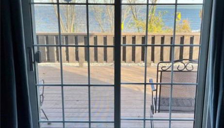 Lakeview - Lake Erie - Ashtabula, OH - 5 Min to GOTL - Fireplace- Deck - King Bed - Foto 4