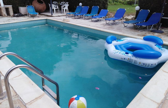 Lovely six Bedroom Villa in Coral Bay - Photo 32