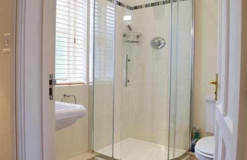 Len Cottage - Photo 10