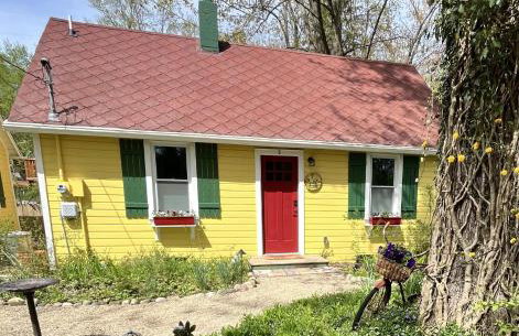 Maplewood Cottages 2 - Photo 4