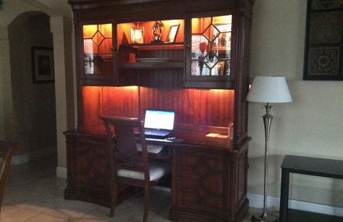 Beautiful furnished 3 BR home, pool, clubhouse access - if interested, please provide your name, contact info - Photo 18