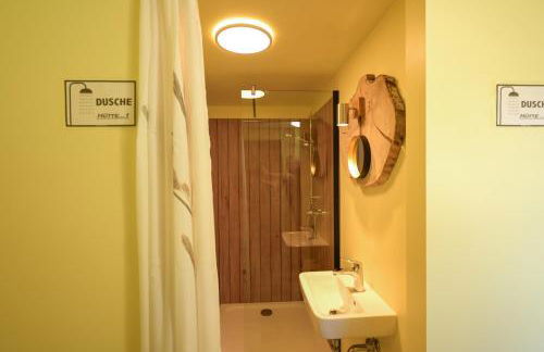 Zittau - Ferienwohnung Frieda mit Camping Familien, und Biker Hütten am Zittauer Gebirge - Foto 62