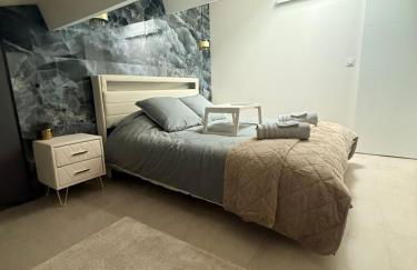 Suite Elégance, Design, Calme, Clim et Parking - Foto 18