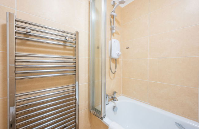 Llansannor Drive by Tŷ SA - Free Parking - Photo 21