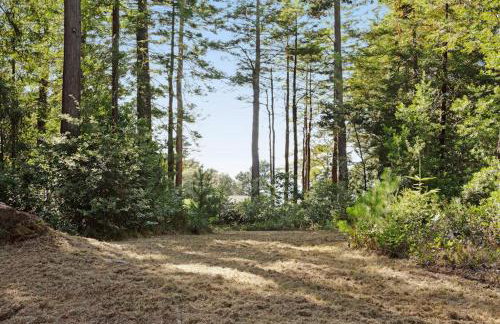 Tree House - Photo 28