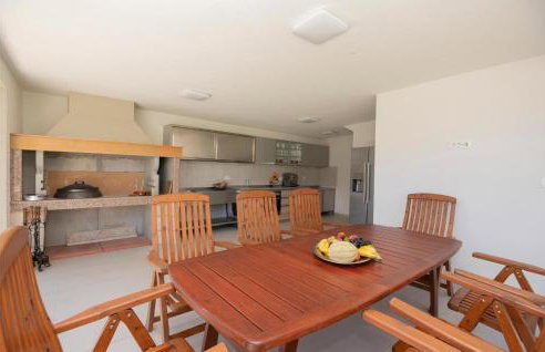 Cozy Home In Ricice With Wifi - Foto 22