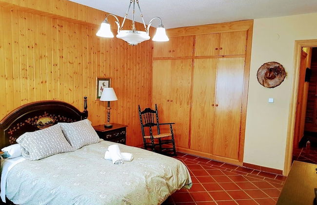 Todosierranevada Zona Baja Junto a los Telecabinas - Foto 39