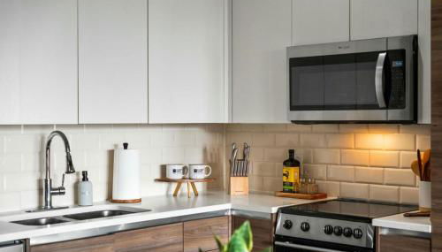 Luxury Downtown Dallas Retreat with Parking, Pool, Gym - Foto 5