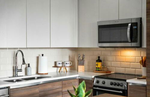 Luxury Downtown Dallas Retreat with Parking, Pool, Gym - Foto 5