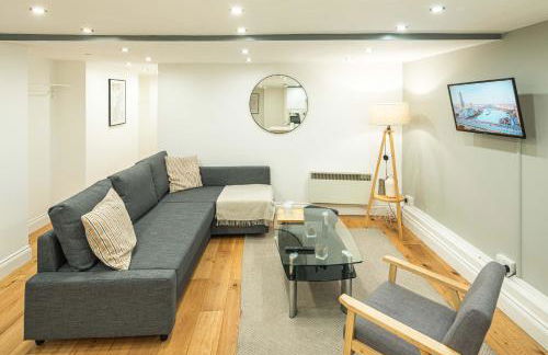 Stylish Camden 2-Bed Next to Camden Station - Foto 8