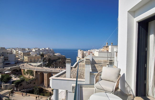 White Coast - Photo 40