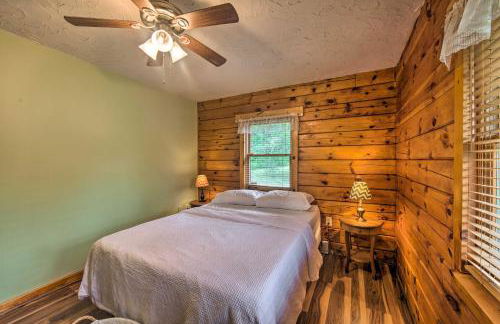 Cozy Family-Friendly Pine Grove Cabin with Fire Pit! - Foto 21