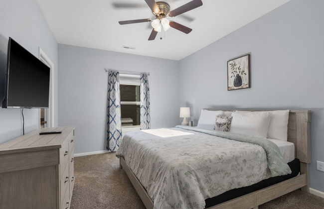 Top of the Ridge 3 BDR for 8! - Photo 3