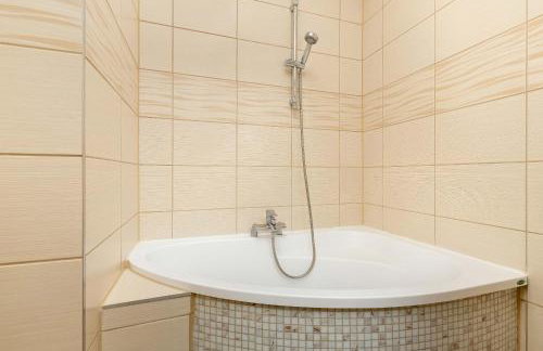 Apartament w Gdyni z Ogródkiem i 2 Sypialniami by Noclegi Renters - Foto 39