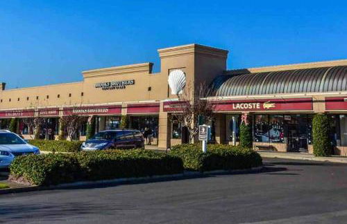 Sailors Cove Mins to the Beach Family Condo - Foto 37