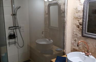 Grande grange atypique proche des Gorges du Tarn - Foto 3