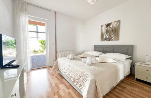 House Basta - Free beach parking - Foto 26