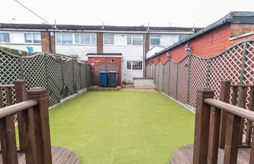 Free Driveway Parking 3 Double Bedroom House, Ideal for long term contractor, etc stays, 4 miles 11 mins drive to Nissan, 20 mins drive to Sunderland Newcastle, Fast WIFI - see Dwellcome Home Ltd site for assurance - Foto 18