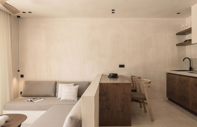 Seven Rocks Suites - Photo 31