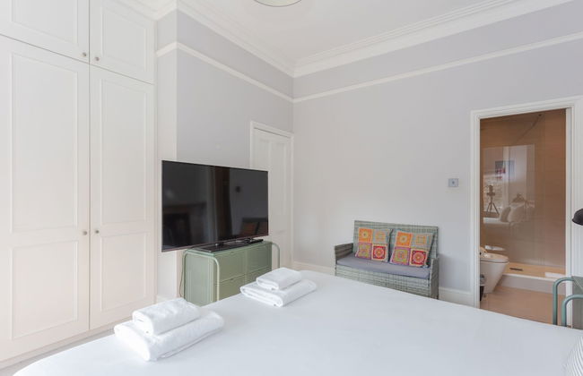 Newly Renovated 3 Bedroom Apartment in North West London - Foto 2
