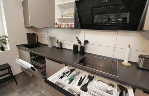 Design am Rhein I Traumlage Rheinufer I 3BR I Küche I öffentl Parkplätze I helloYOU apartments x BRIGHT Collection - Foto 58