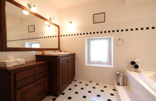 Semi-detached provencal farm with swimming pool - Foto 6