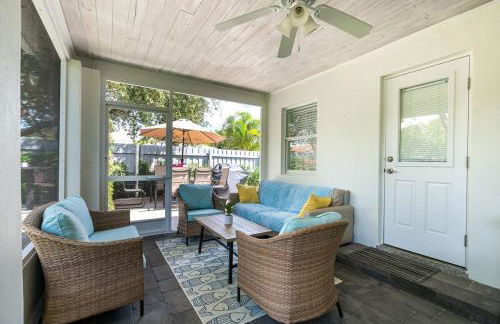 Renovated 2BR Home - Hot Tub, Gym & Beach Nearby - Foto 12