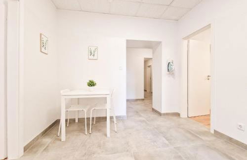 Tolstov Apartments - 3 , 4 and 5 Room Apartments - 20 Min zur Messe DUS - Foto 51