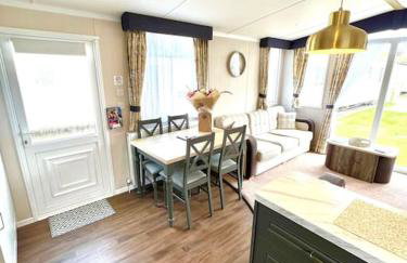 The Driftwood Den - Photo 8