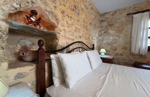 Electra Stone Suite - Photo 17