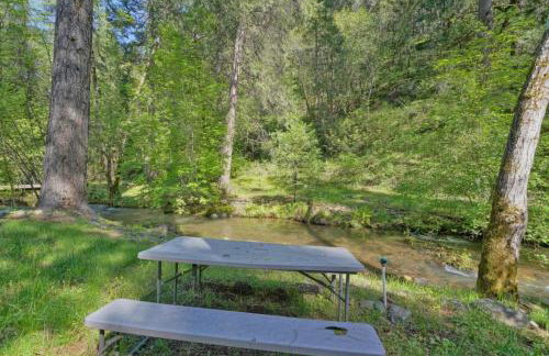 Secluded River Cabin Near Sly Park & Apple Hill - Photo 12