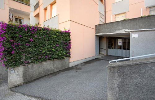 Casa Cogoleto terrace and parking - Foto 17