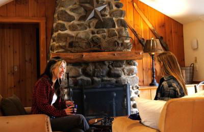 Sleeps 16-Hottub-Sauna-Pet Friendly-7 Min to Ski - Foto 32