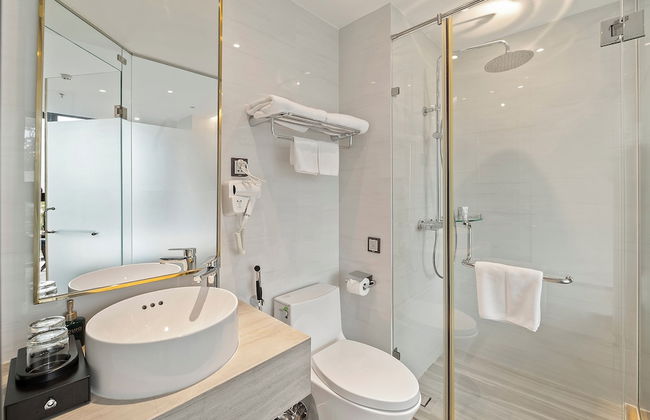 22Land Hotel Saigon - Photo 33