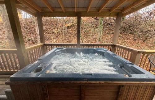 Serenity Views Comfort - Close to City & Parkway! - Foto 2