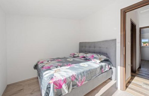 4 Bedroom Stunning Home In Skradin - Foto 19