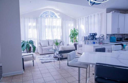 Spacious 5 BR House w/ Gym - Foto 80