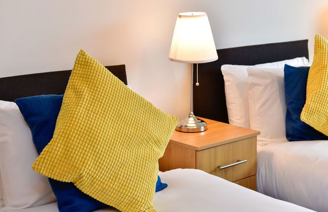 Meridian Quay Apartments - Photo 7