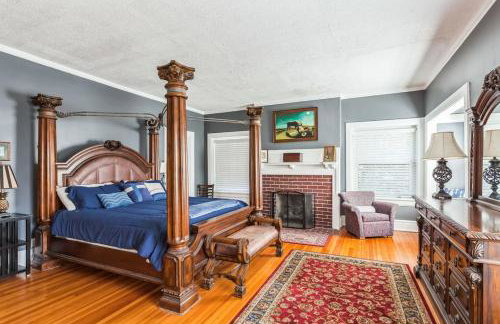 Massive 5 bedroom downtown - Photo 35