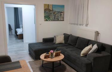 Two Bedroom Apartment - Photo 5