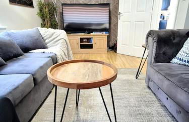 Modern Home2Home - Easy Centre Access & Free Parking - Foto 1