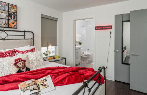 The NEW Nashview Rooftop-Skyline View - Sleeps 12 - Foto 9