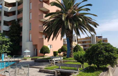 Marotta, 50 mt dal mare, Aria condizionata, Wi-Fi gratuita, 2 camere, 6 letti, - Foto 8