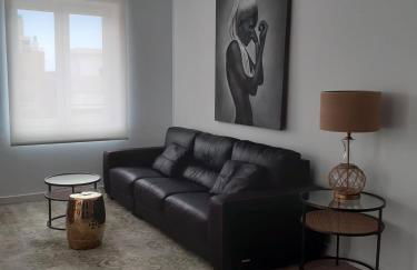 Premium Penthouse Seasonal Rental - Photo 37